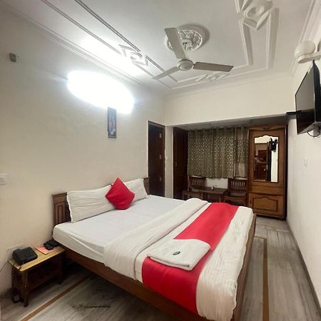 Hotel Majestic Chandigarh Exterior photo